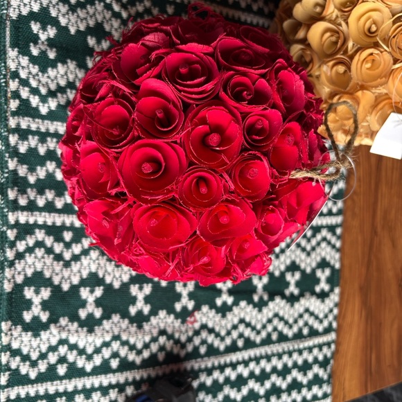 Christmas kissing balls - Picture 5 of 11